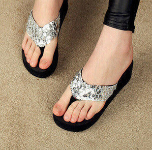 Summer New Style Korean Ladies Sequined Flip Flops Beach Padded Shoes