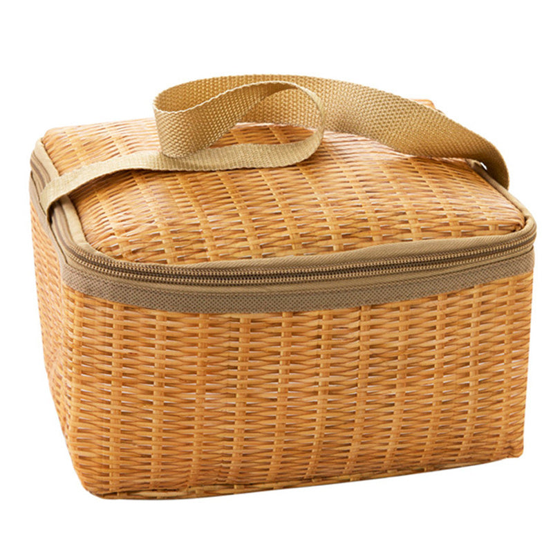 Rattan lunch bag