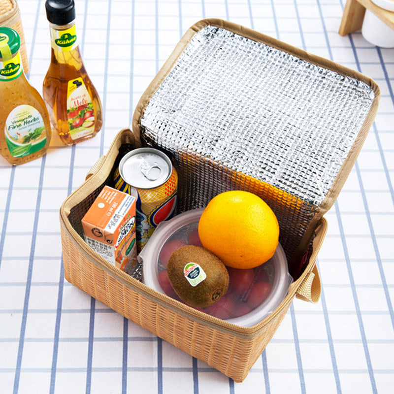 Rattan lunch bag