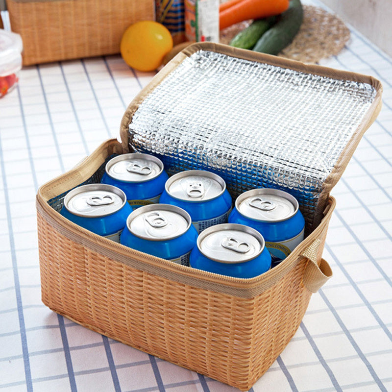 Rattan lunch bag